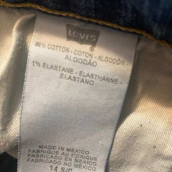 Levi's 505 Straight leg 5 pocket distressed jeans, size 14 S/C - Picture 4 of 4